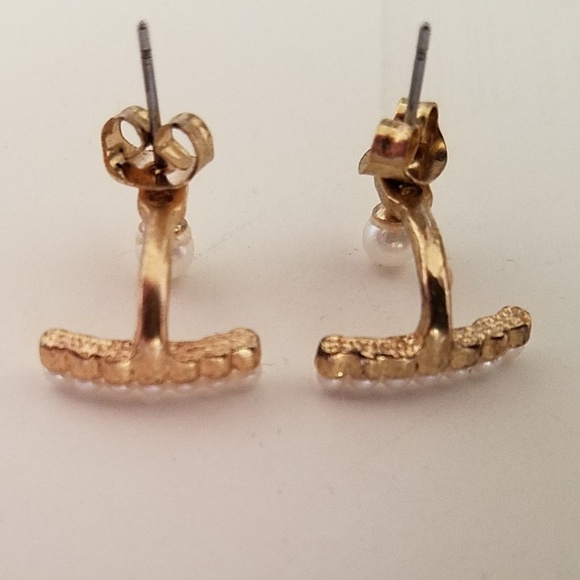 PEARL EARRINGS WITH SECURE CLOSURE from Zara - Picture 3 of 3